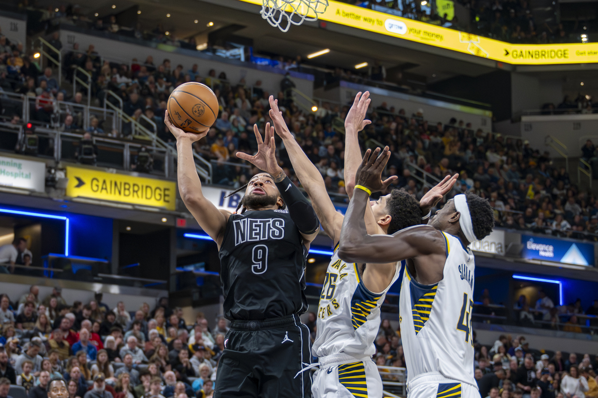 问鼎娱乐-包含NBA总决赛倒计时，圣安东尼奥马刺集结日豪取连胜，细节引发关注，气氛紧张，心理建设被强调的词条