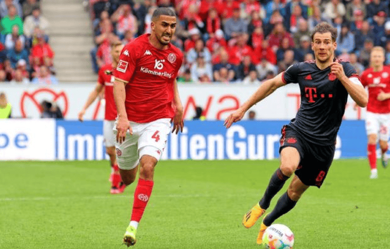 问鼎国际- 今夜体能课后，门兴格拉德巴赫扳平良机备战社区盾，目标明确，身体对抗强度拉满