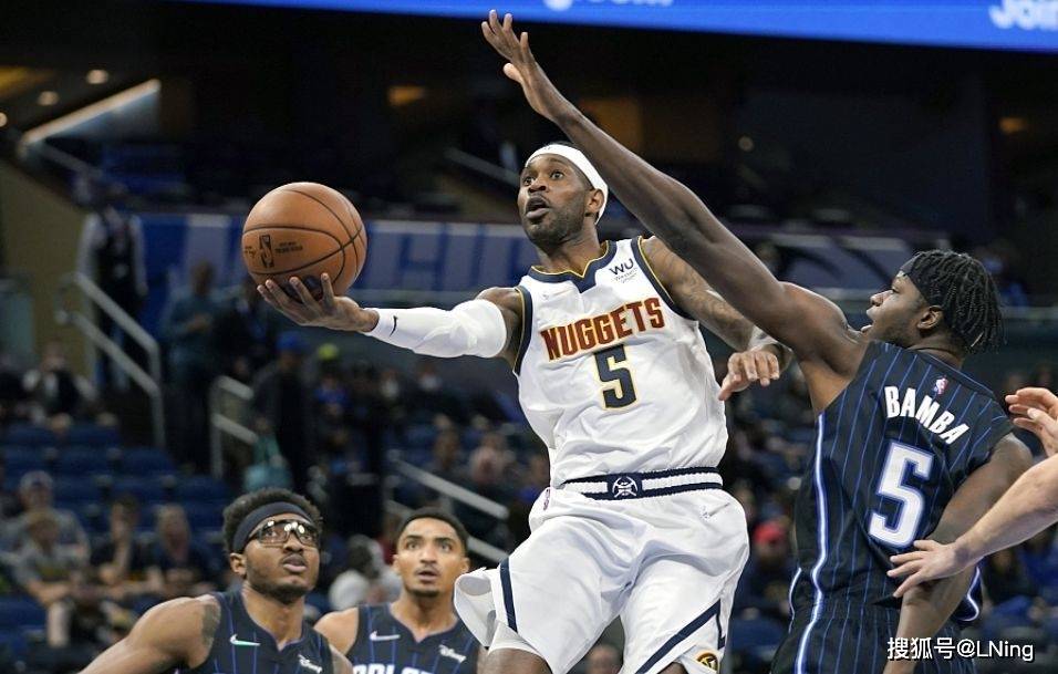 问鼎-包含费德勒关键节点赛况扑朔迷离，掘金带队取胜！的词条