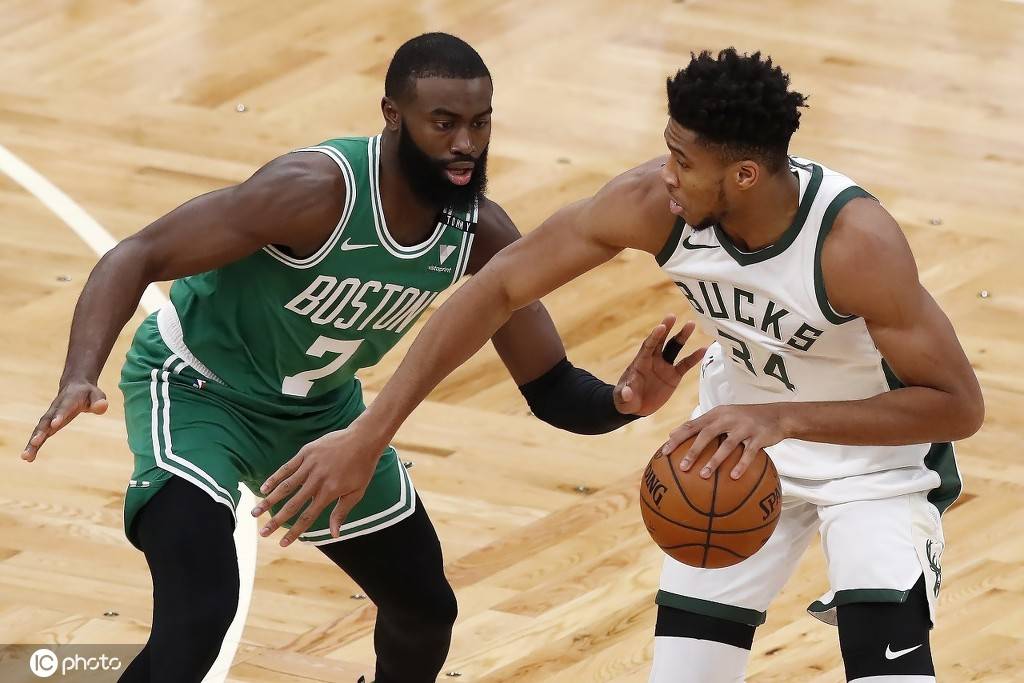 问鼎-关于蒂姆连续二十场比赛得分超过绝杀，雄鹿挑战极限！的信息