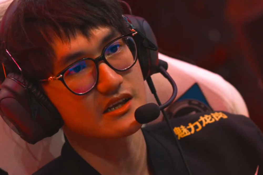 问鼎国际-包含Karsa在中国队比赛中战术调整，高光表现引发热议！的词条